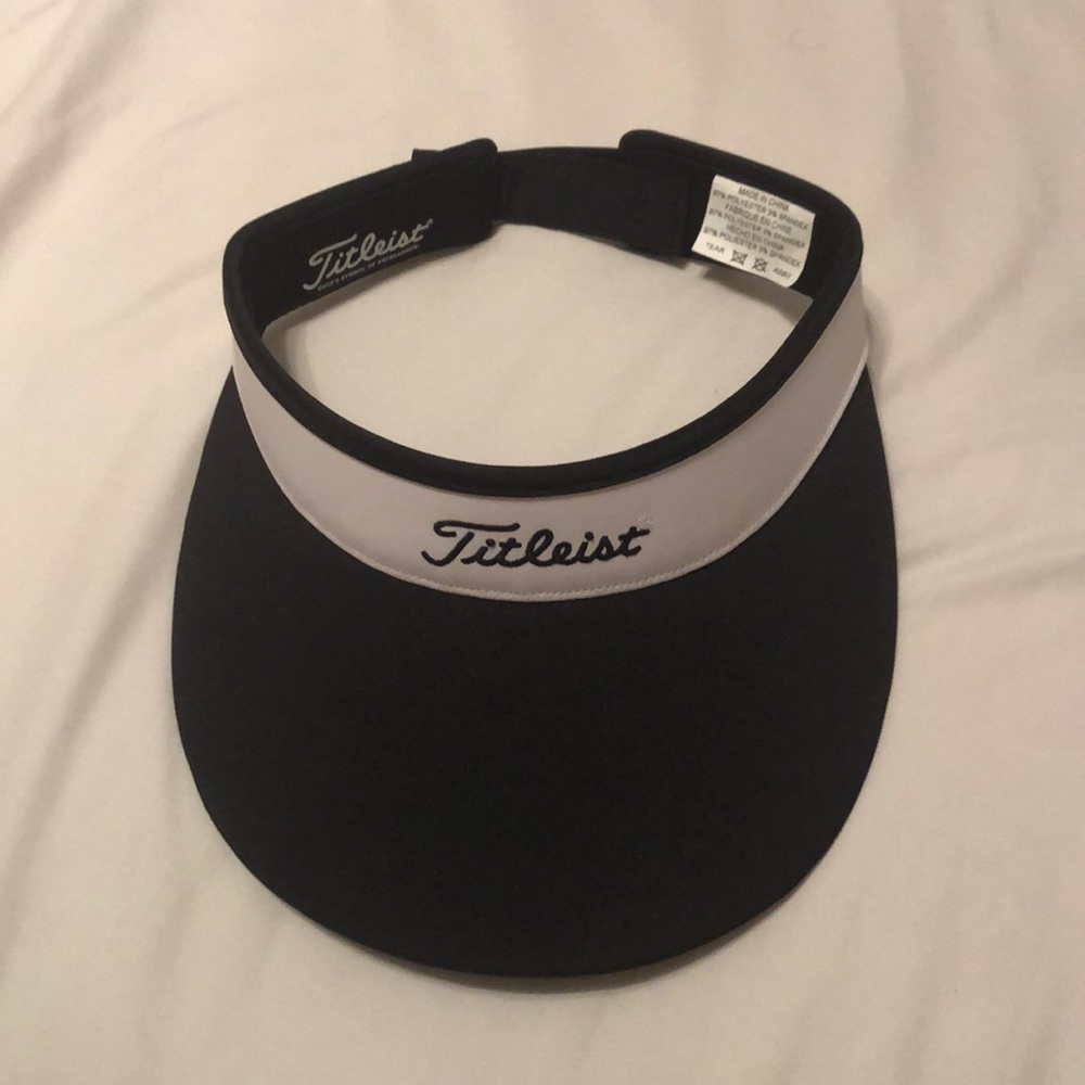NWOT Titleist Women’s Sundrop Visor